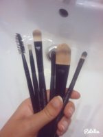 Kosmetické štětce Kosmetické štětce