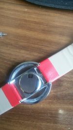 Hodinky s průhledným ciferníkem Hodinky s průhledným ciferníkem